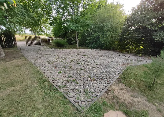 Csendzug Vendeghaz Holiday home *